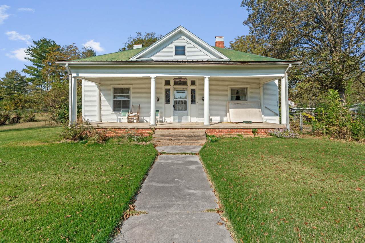 414 Illinois Avenue - Photo 1