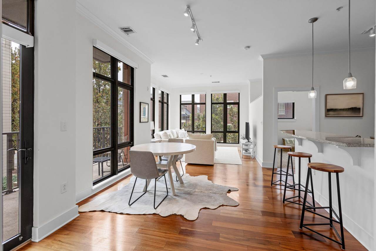 129-122 Walnut Street - Photo 1