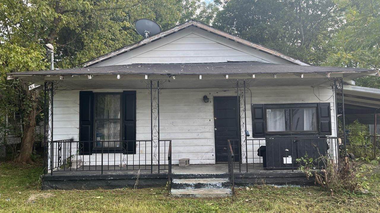 110 Oak Street - Photo 1