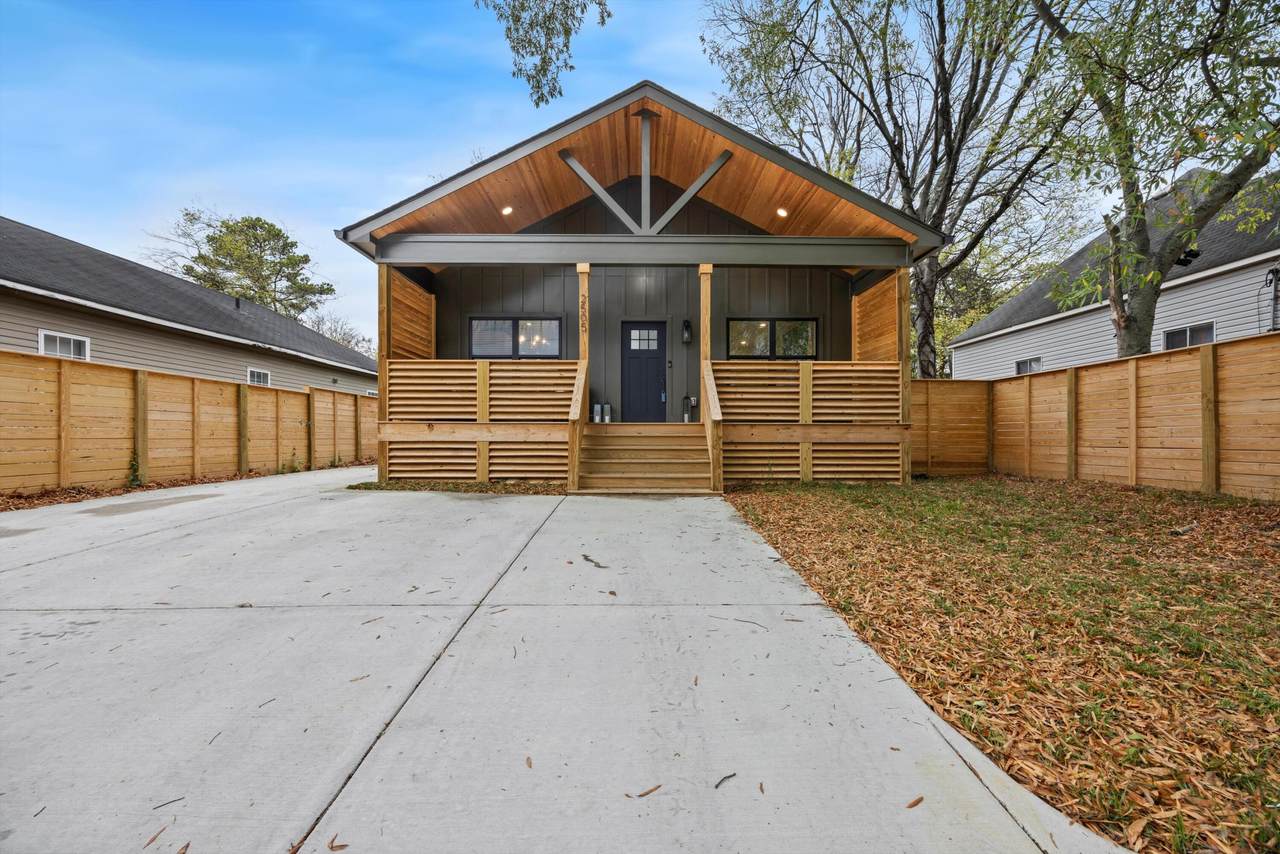 2505 Vance Avenue - Photo 1