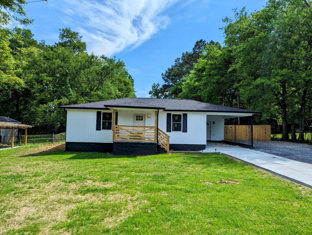 715 James Street - Photo 1