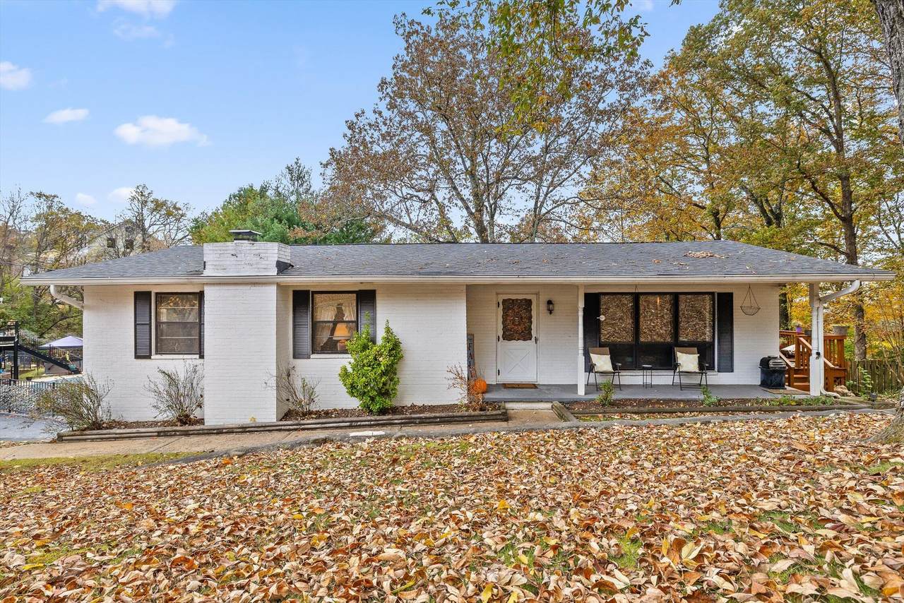 4524 Crestview Dr - Photo 1