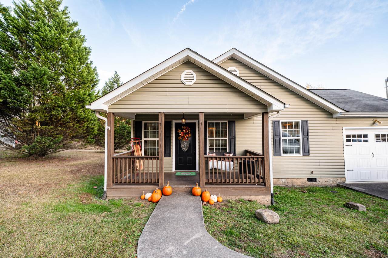 1118 Probasco Street - Photo 1