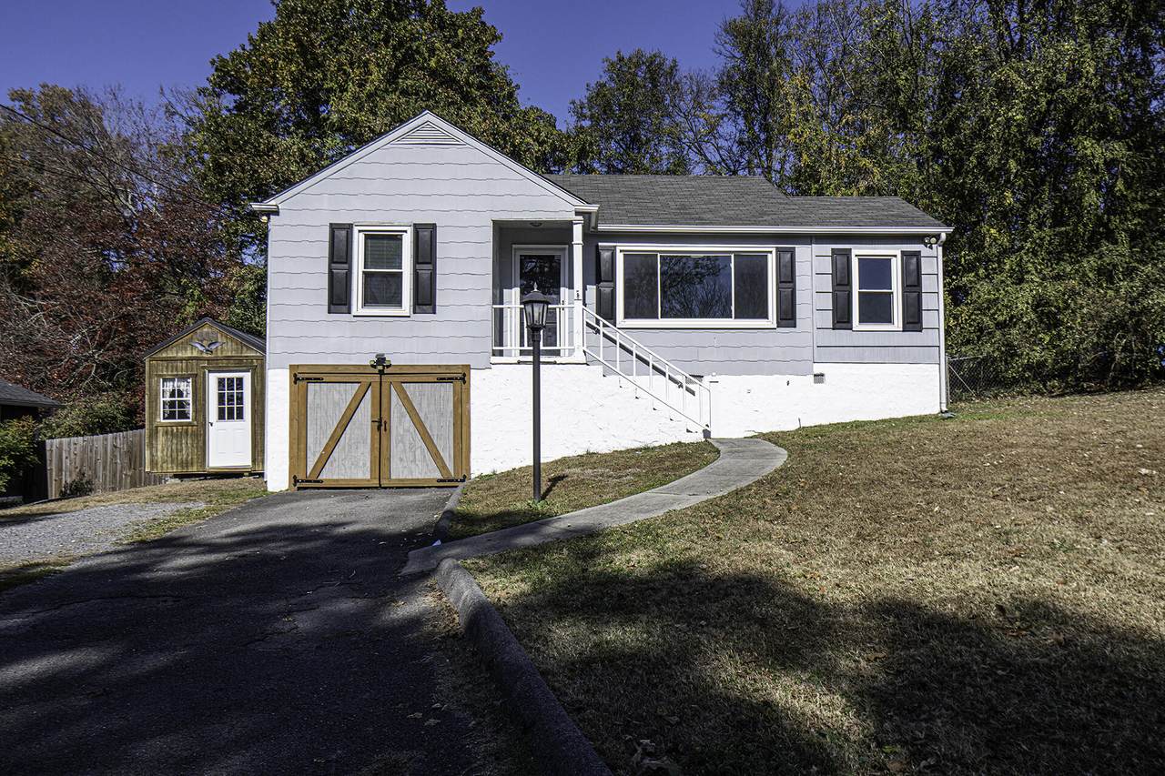 418 Warren Street - Photo 1