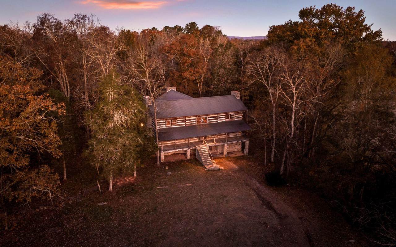 661 Jill Lane - Photo 1