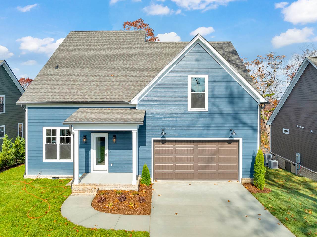 1214 Clermont Drive - Photo 1