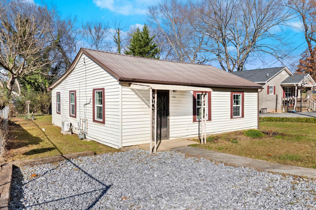 1526 View Street - Photo 1