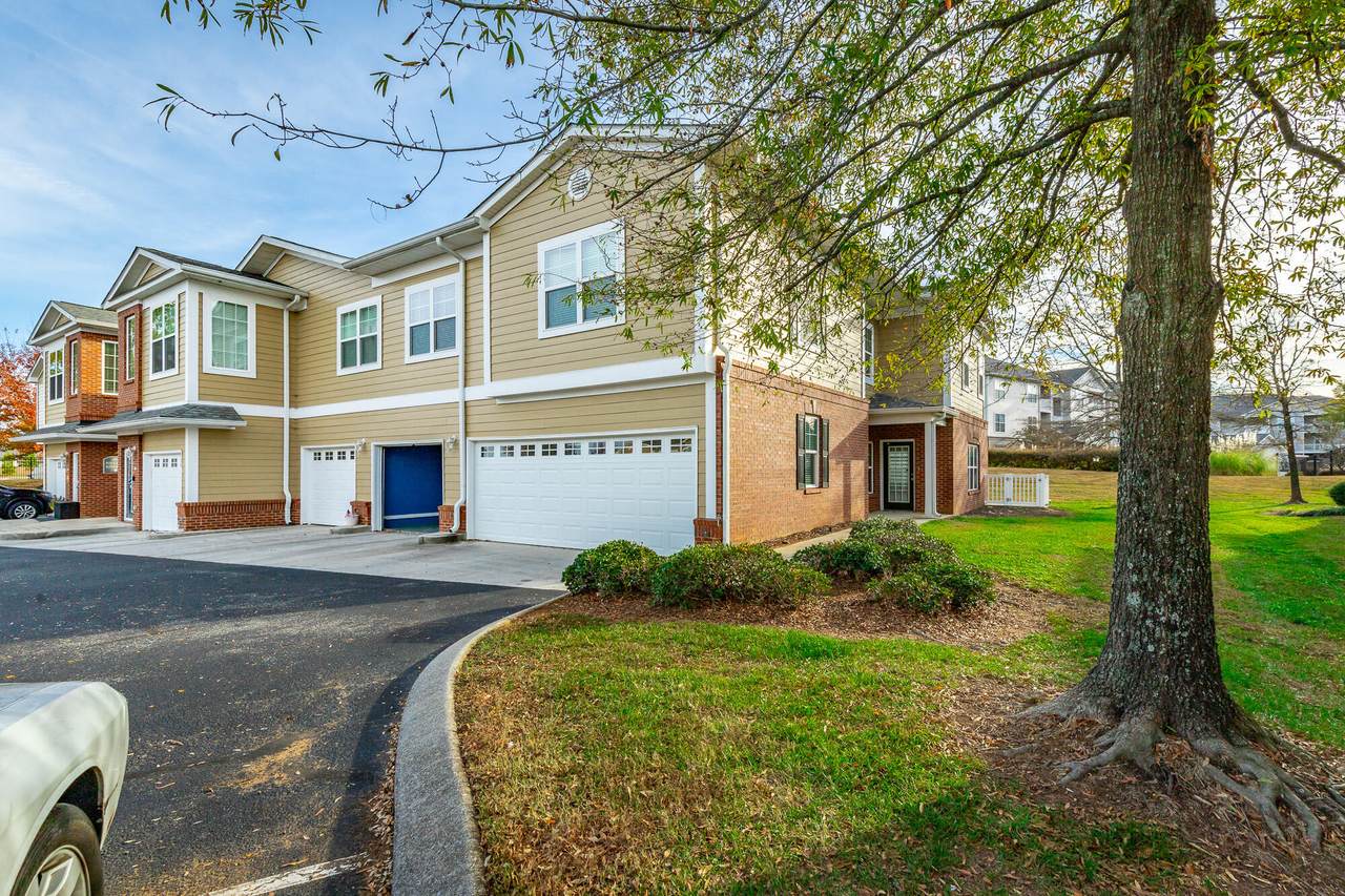 6105 Regency Court - Photo 1