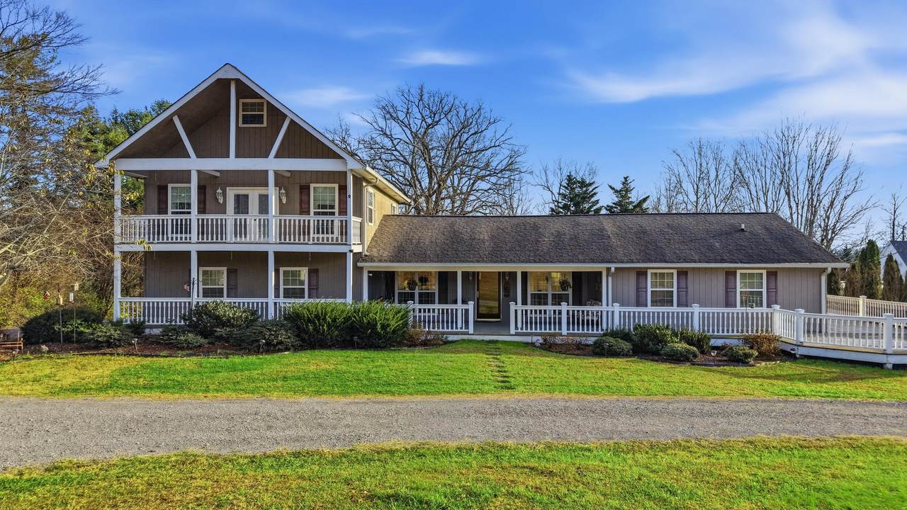 7 Kathy Lane - Photo 1