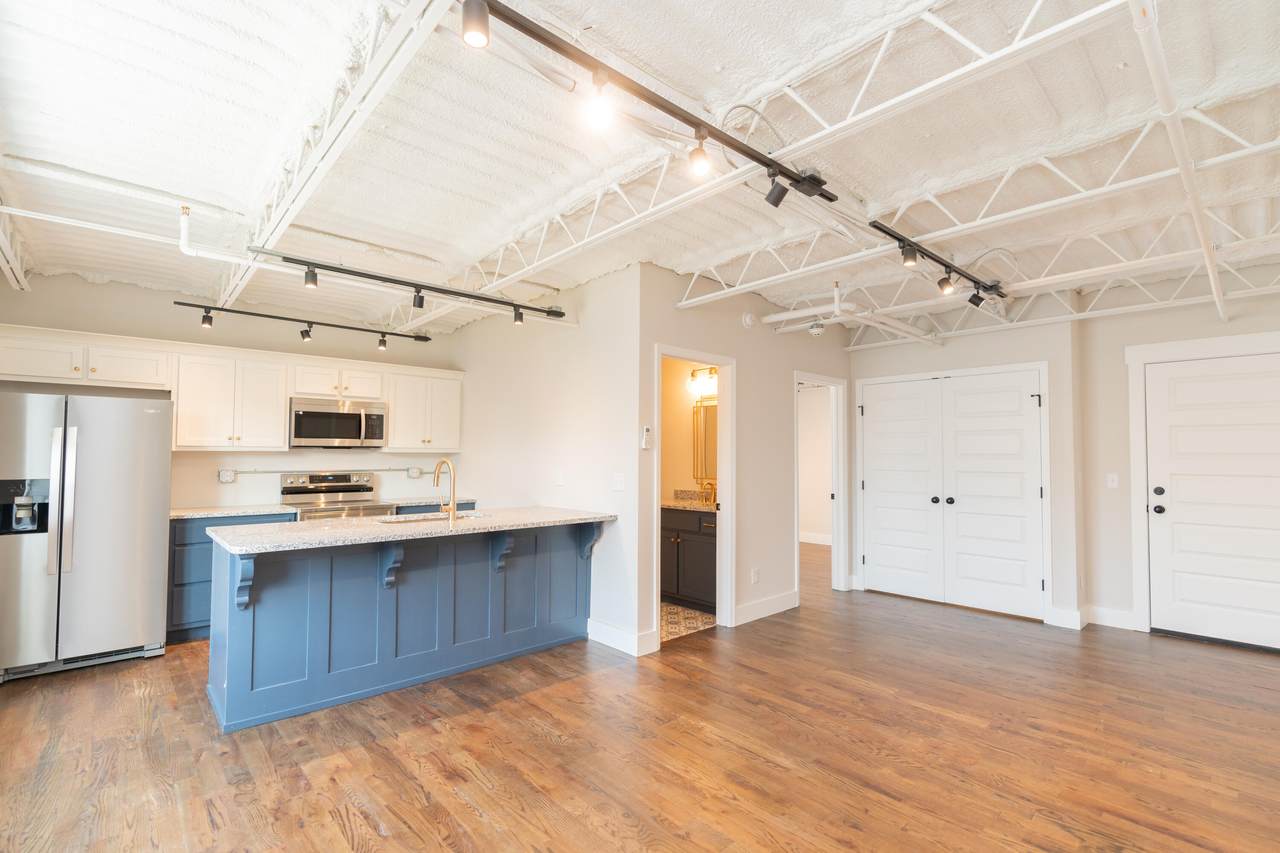 614-205 Main Street - Photo 1