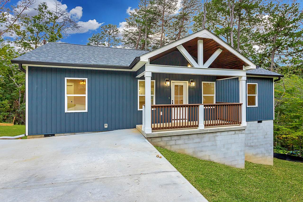 7118 Flagstone Drive - Photo 1