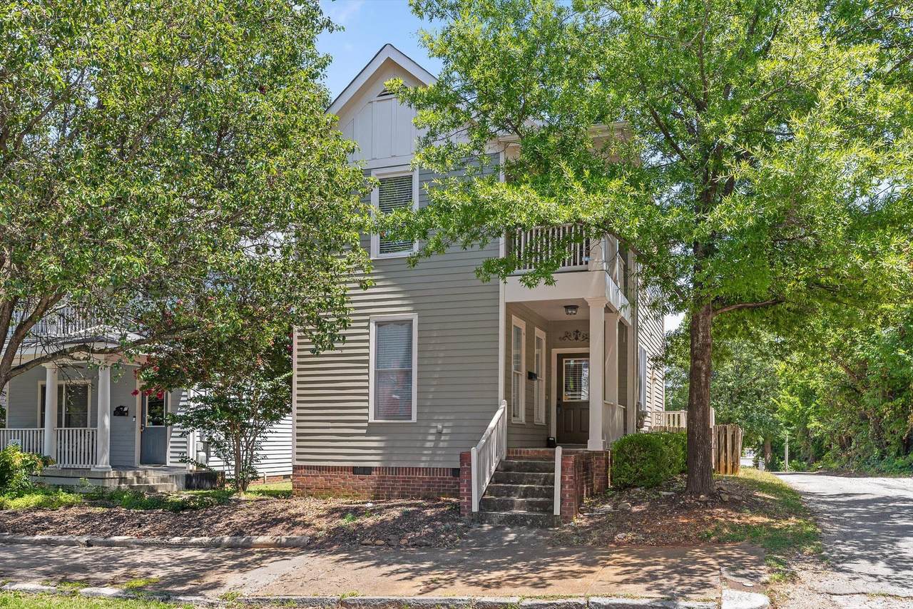 808 Fairview Avenue - Photo 1