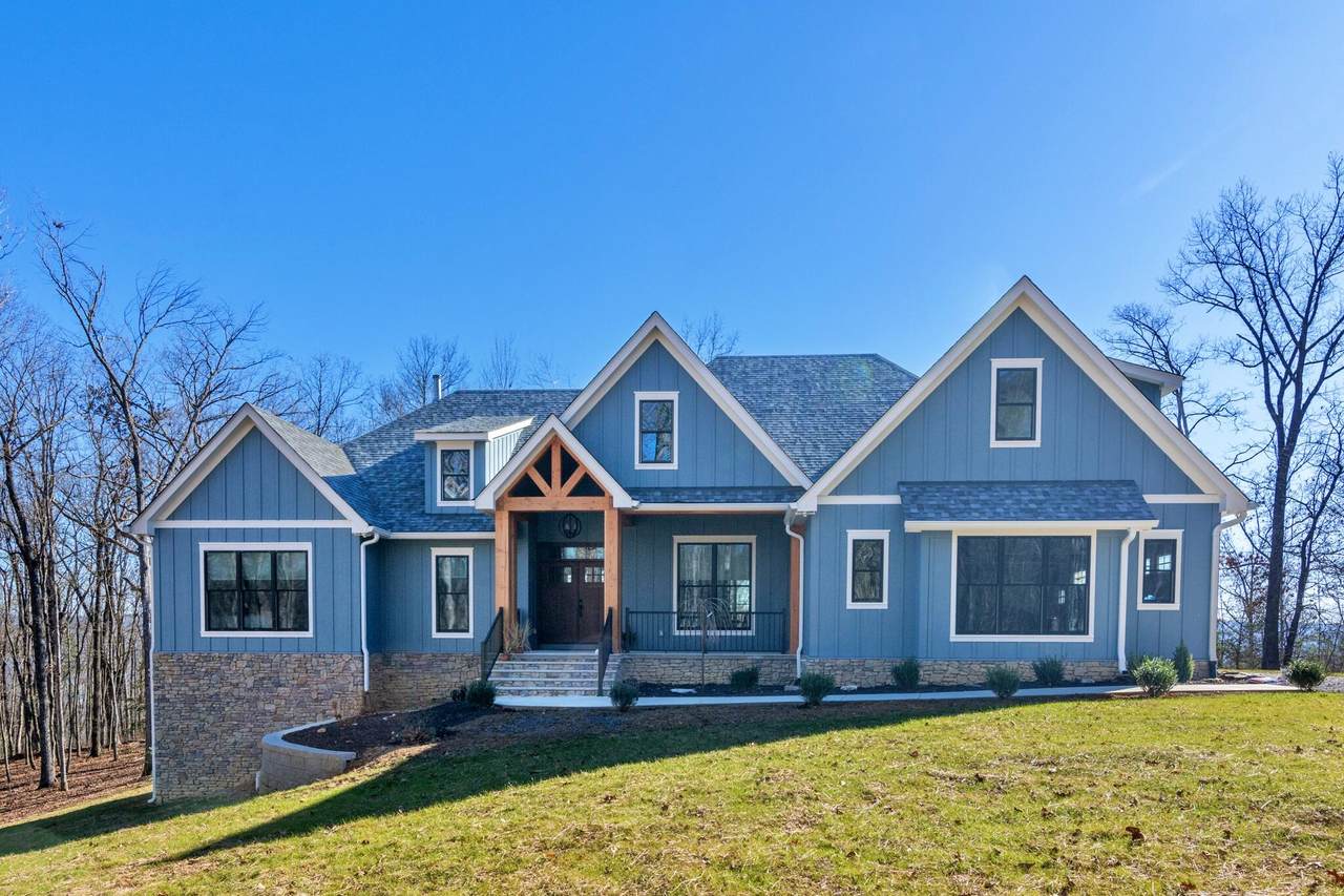 2770 Bluffview Drive - Photo 1