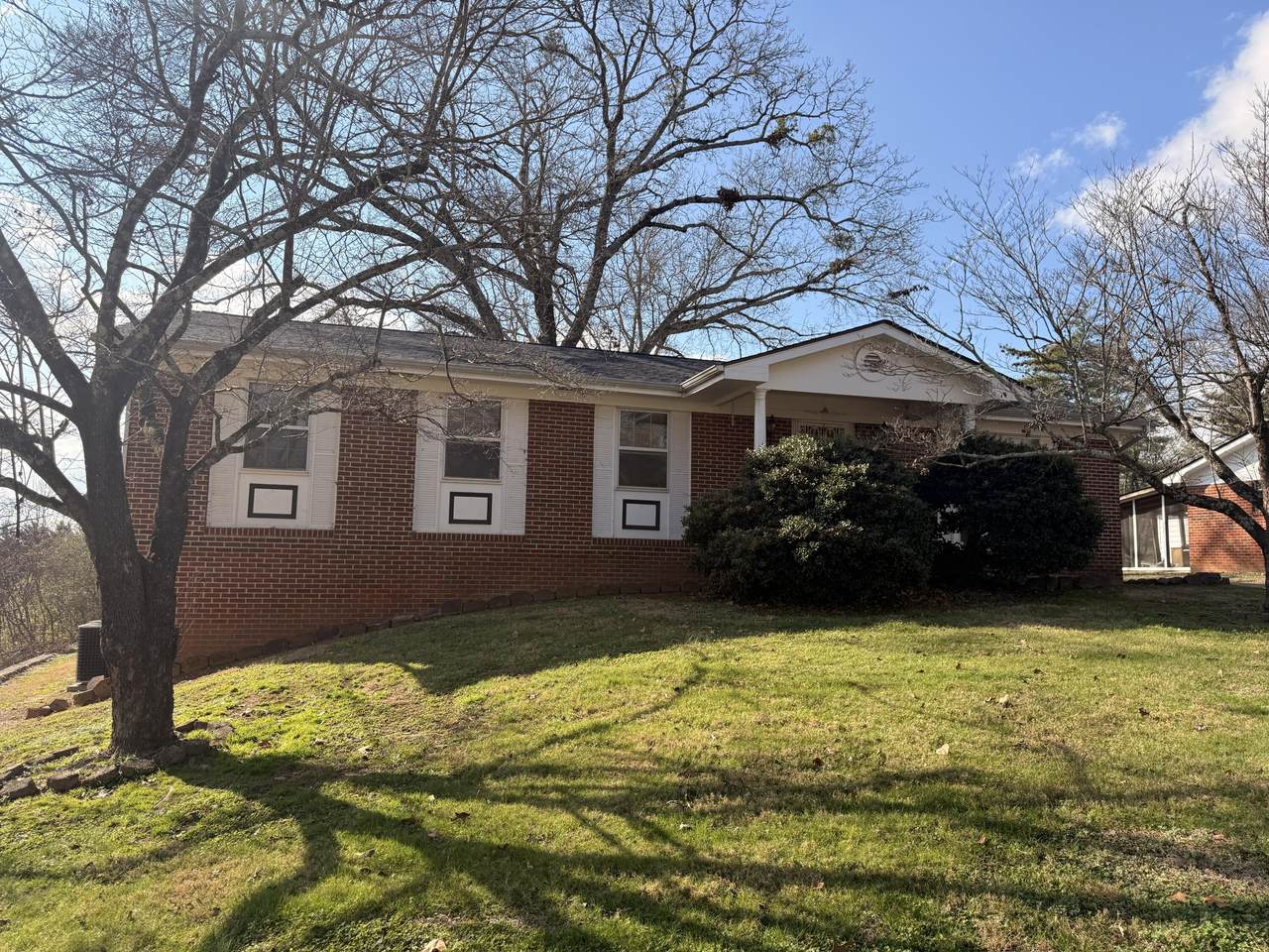 1246 Thomas Lane - Photo 1