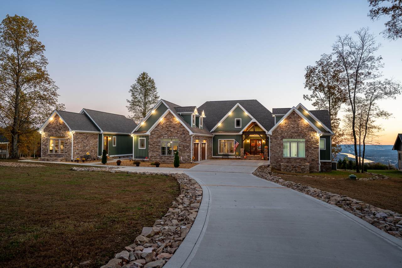 750 River Bluffs Drive - Photo 1