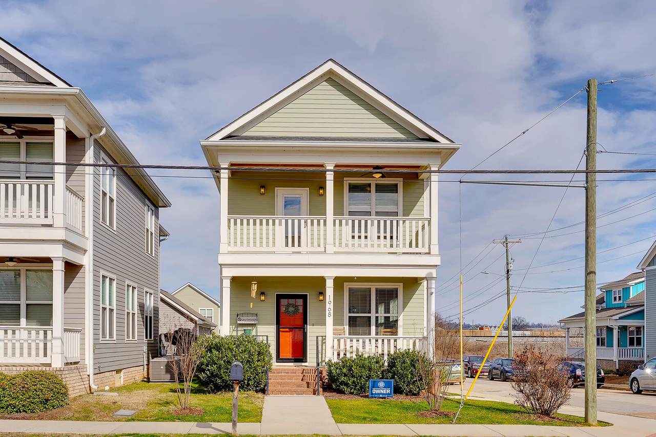 1968 Rossville Avenue - Photo 1