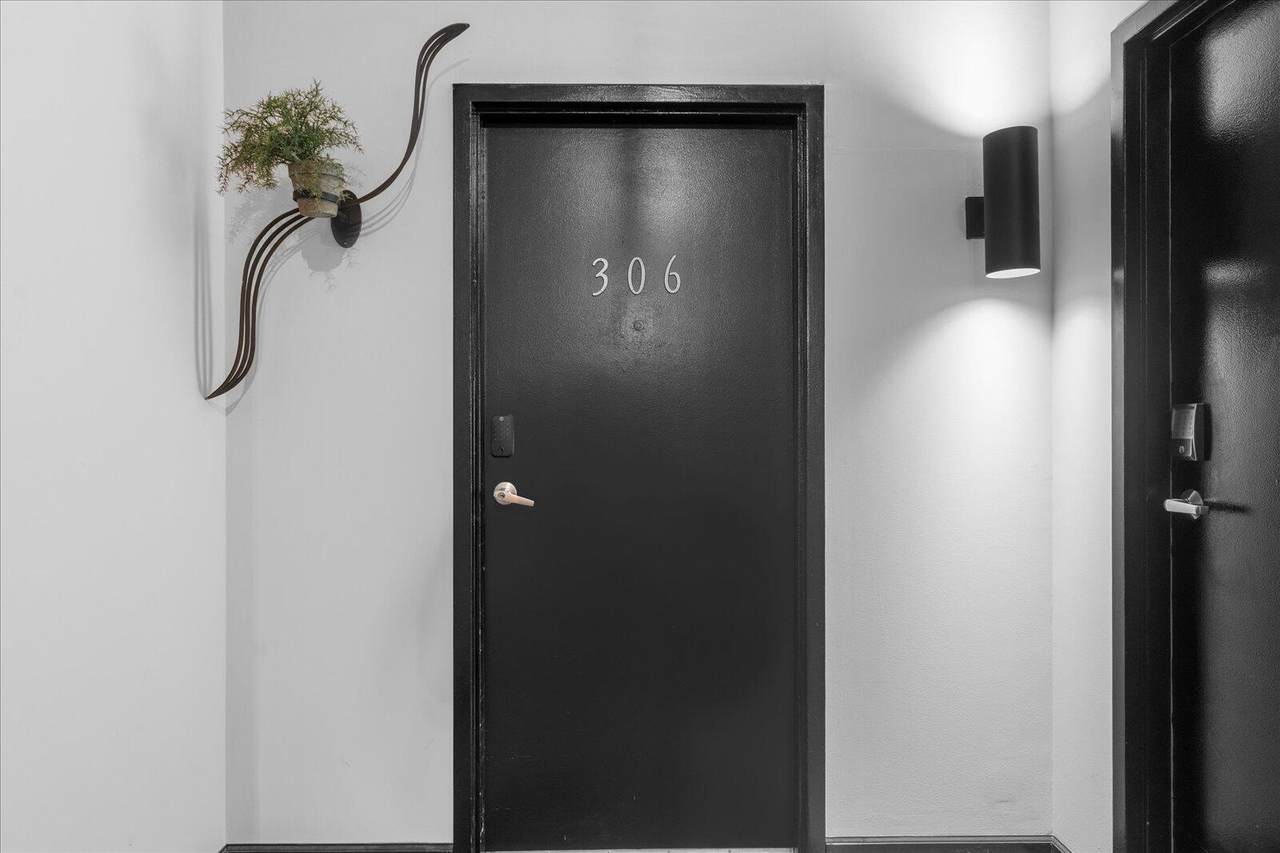 1301-306 Market Street - Photo 1