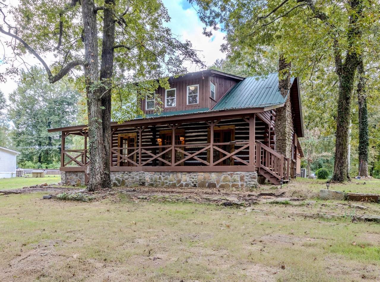 98 Gadsden Avenue - Photo 1