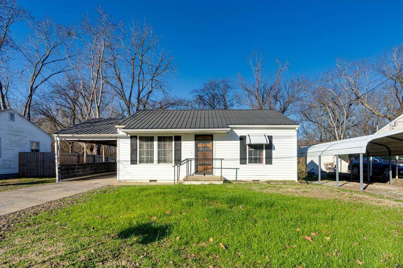 713 Richmond Avenue - Photo 1