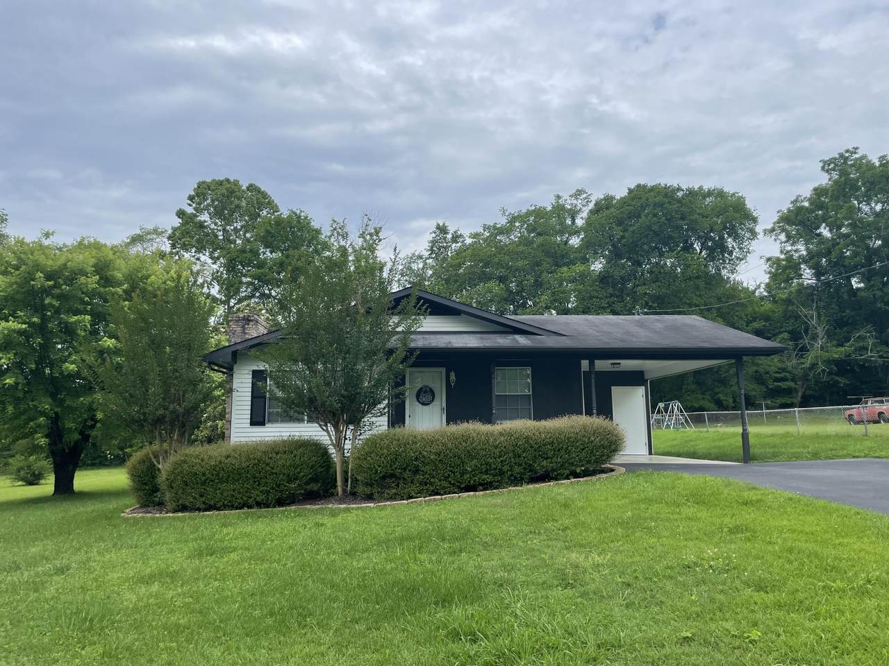 309 Shasta Avenue - Photo 1