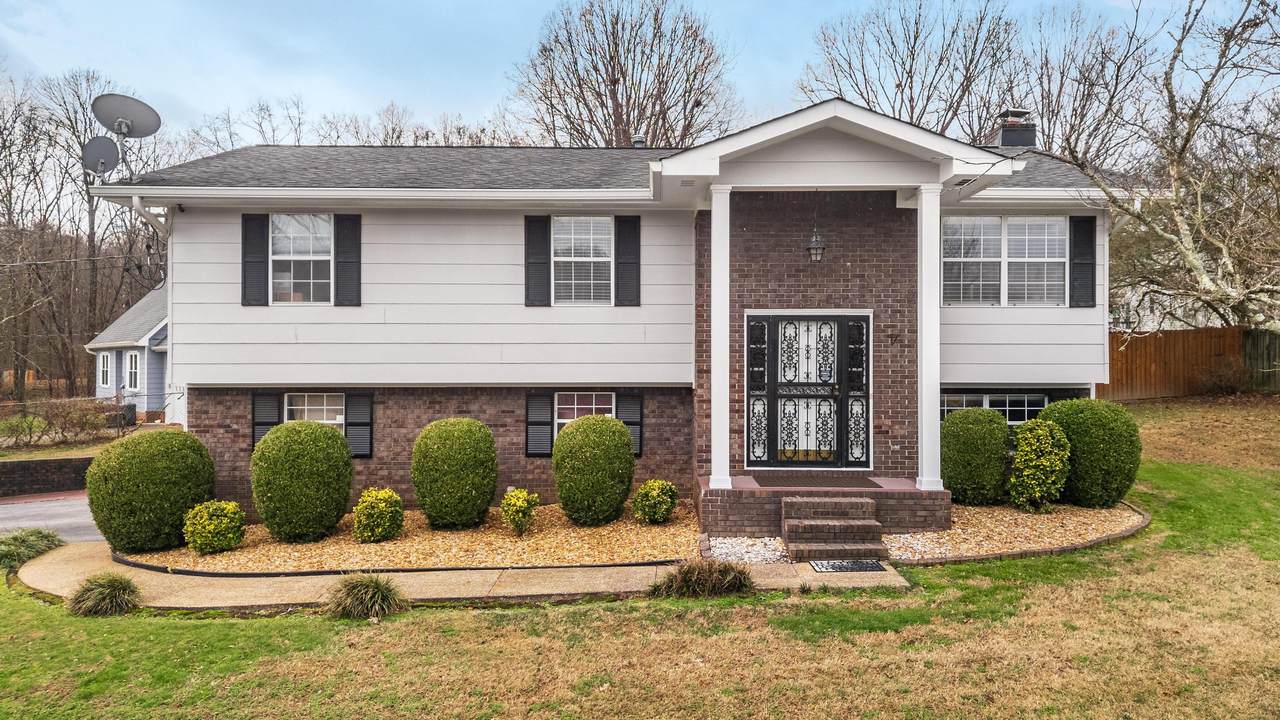 826 Northbrook Drive - Photo 1