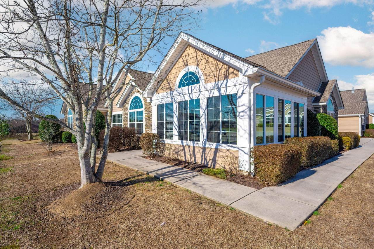 2541 Baskette Way - Photo 1