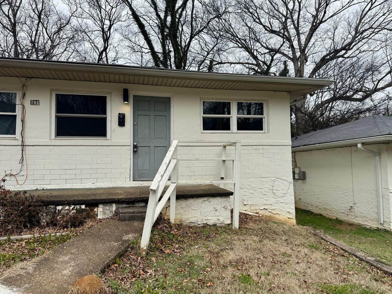 708-A 47th Street - Photo 1