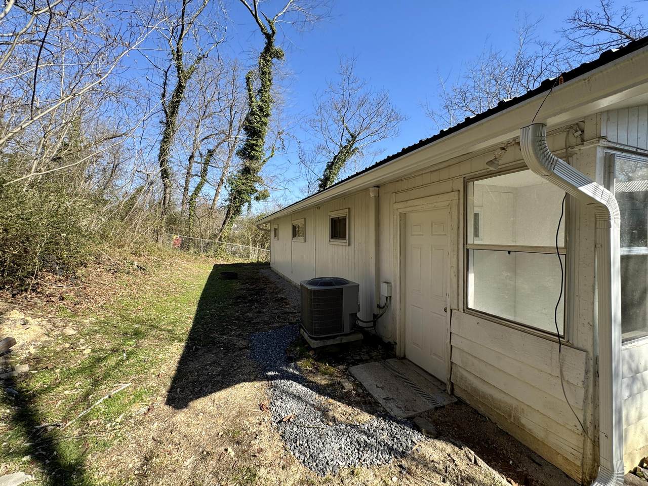 3531 Sleepy Hollow Road - Photo 1