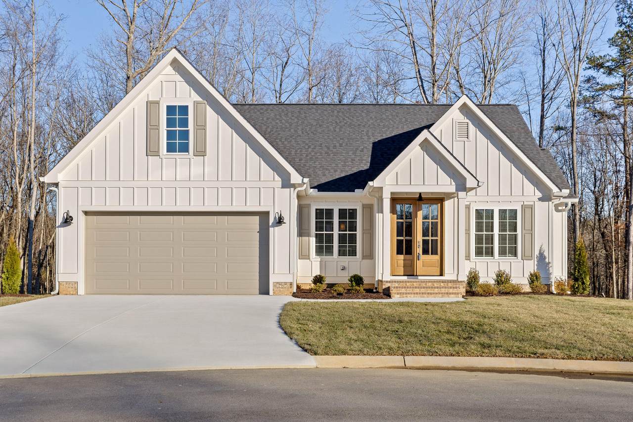 1269 Bentley Lane - Photo 1