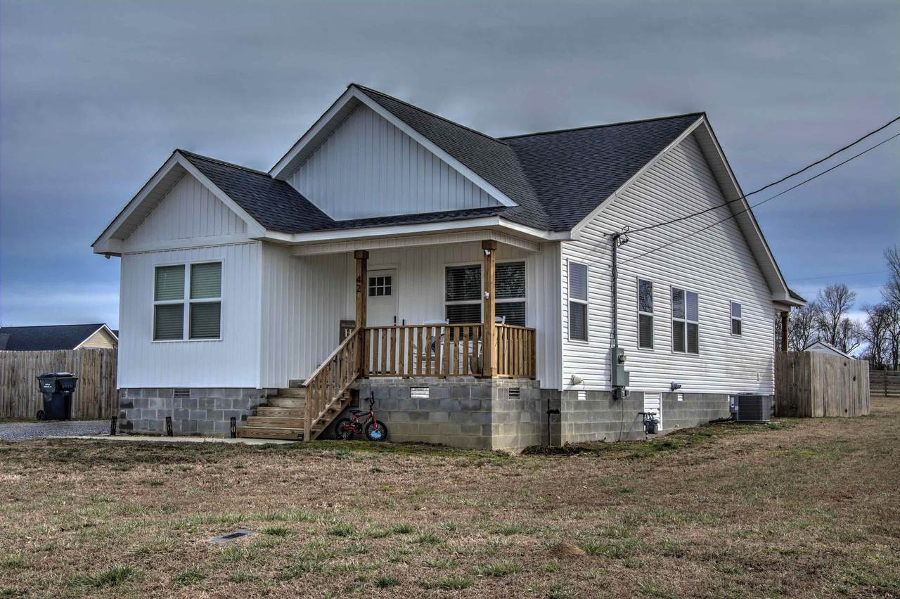 42 Mccurdy Drive - Photo 1