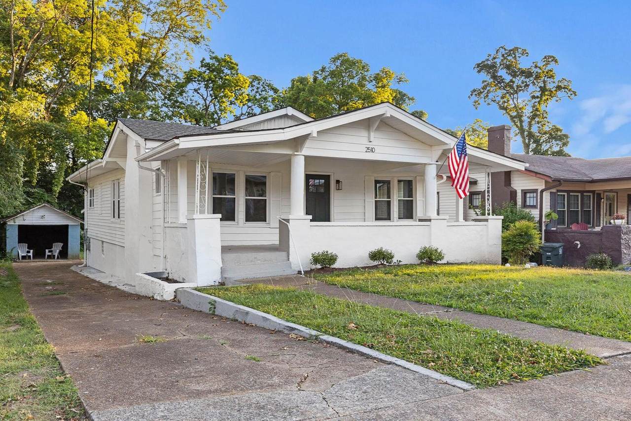 2510 Vine Street - Photo 1