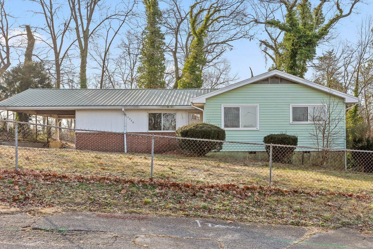 3706 Hemingway Drive - Photo 1