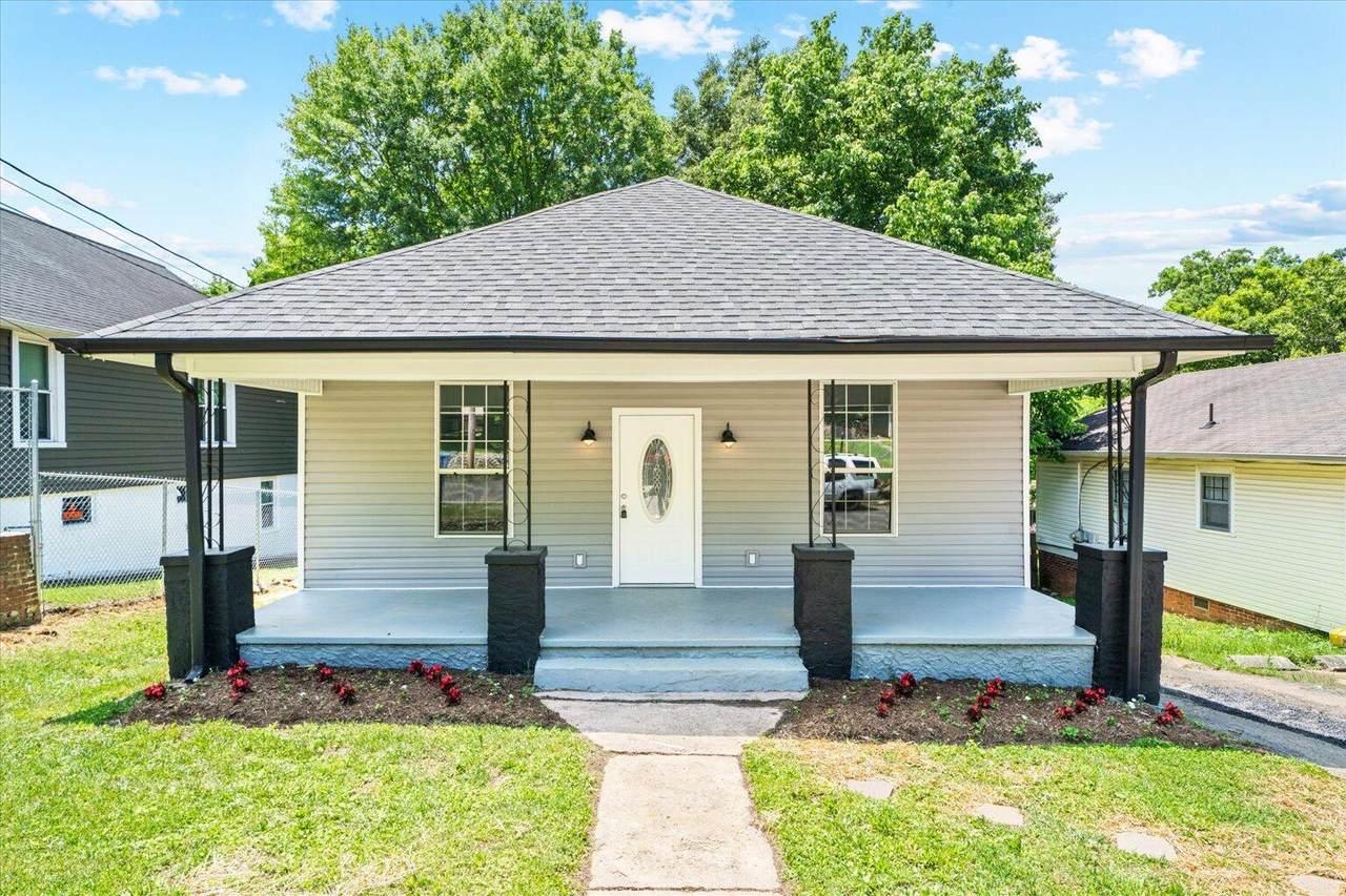 3206 44th Street - Photo 1