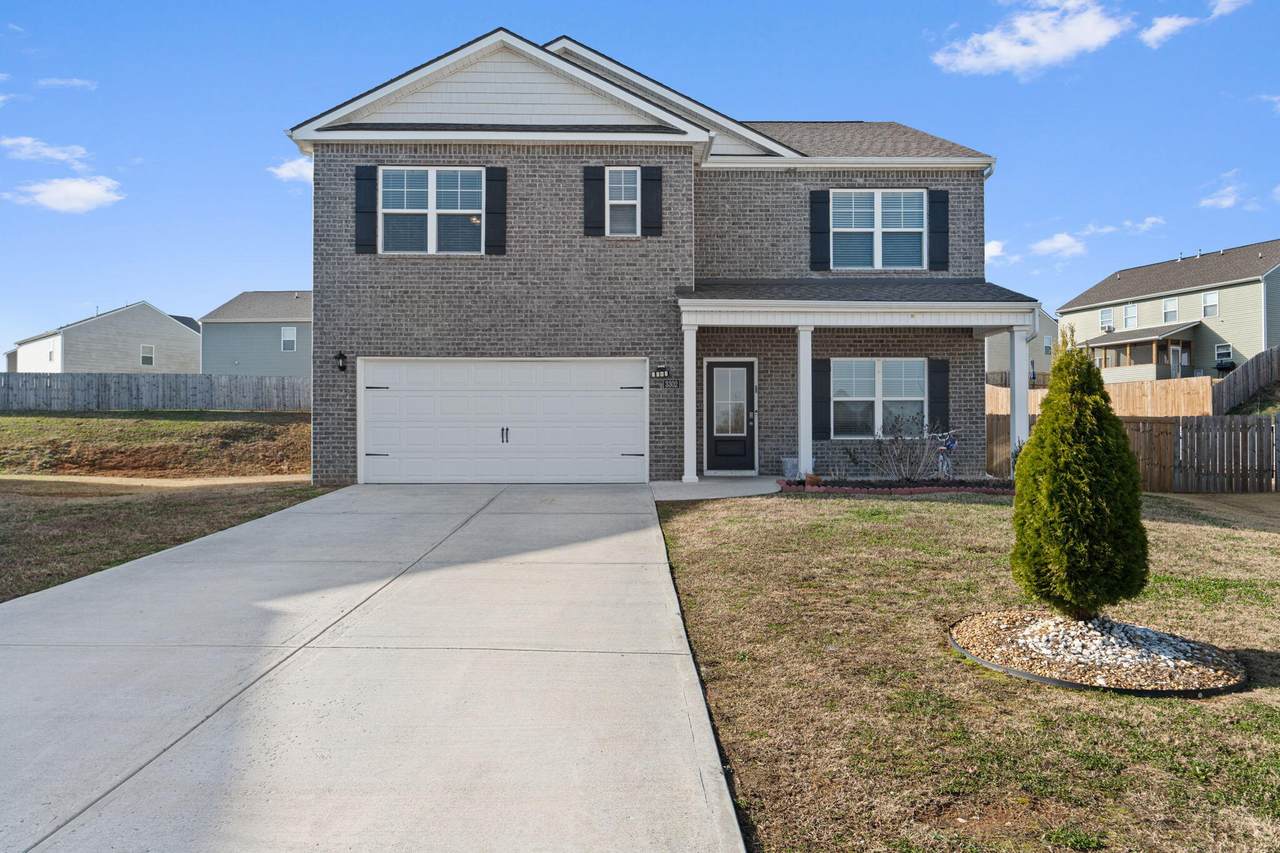 3302 Meadow Creek Way - Photo 1