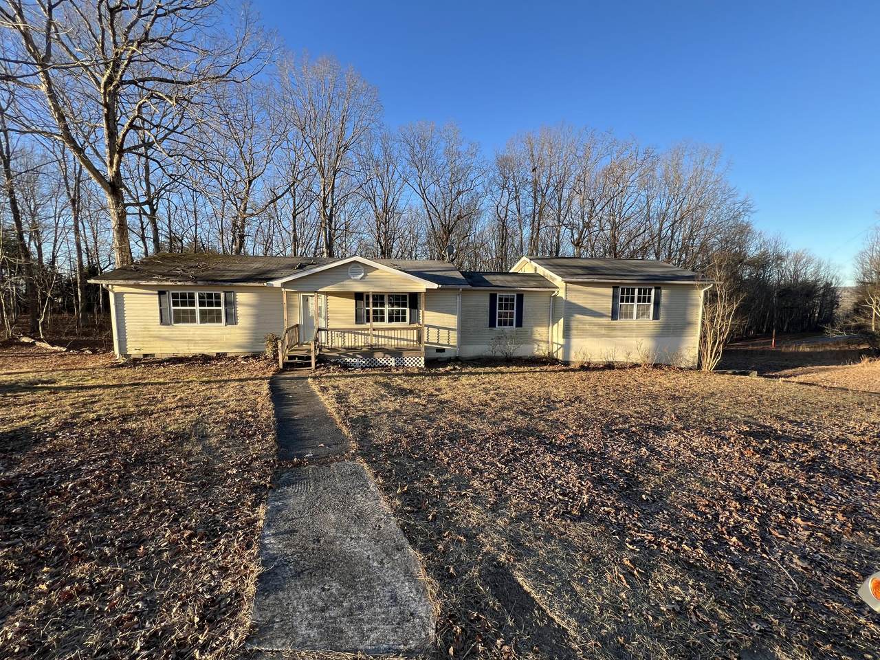 2507 Hendon Road - Photo 1