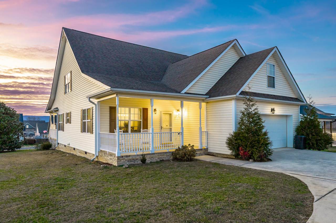 190 Sycamore Drive - Photo 1