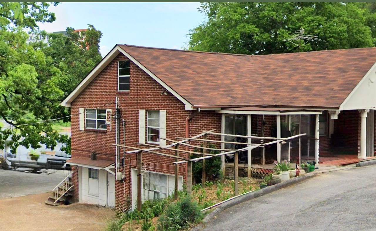 1016 Greenslake Road - Photo 1