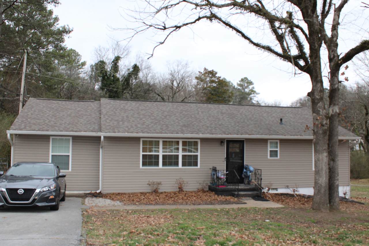 1577 Akins Drive - Photo 1