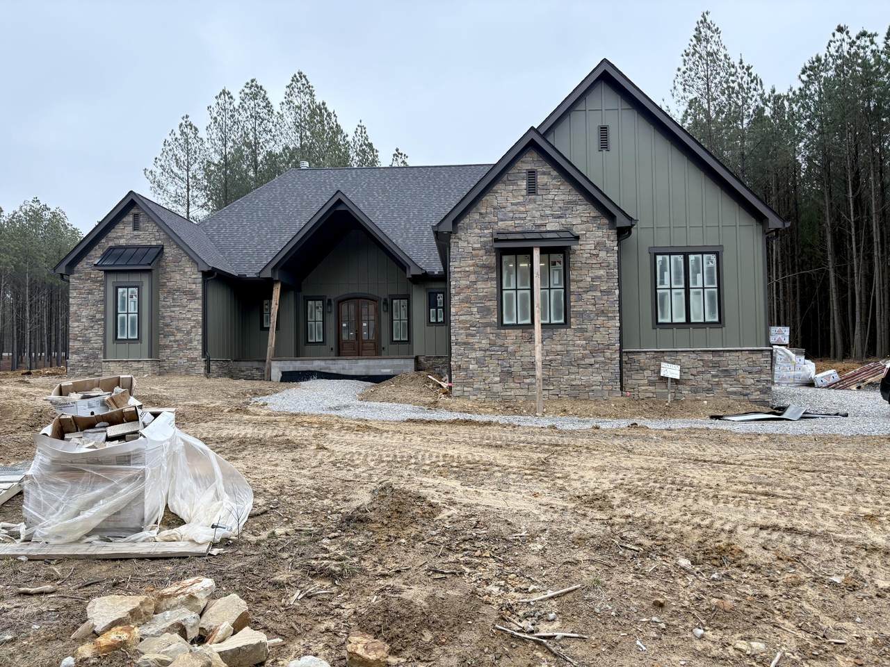 135 Serenity Way - Photo 1