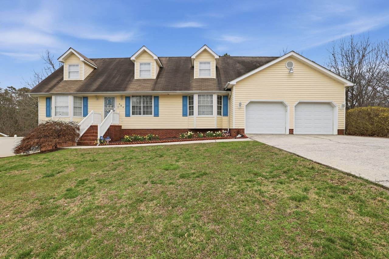 325 Battlefield Drive - Photo 1