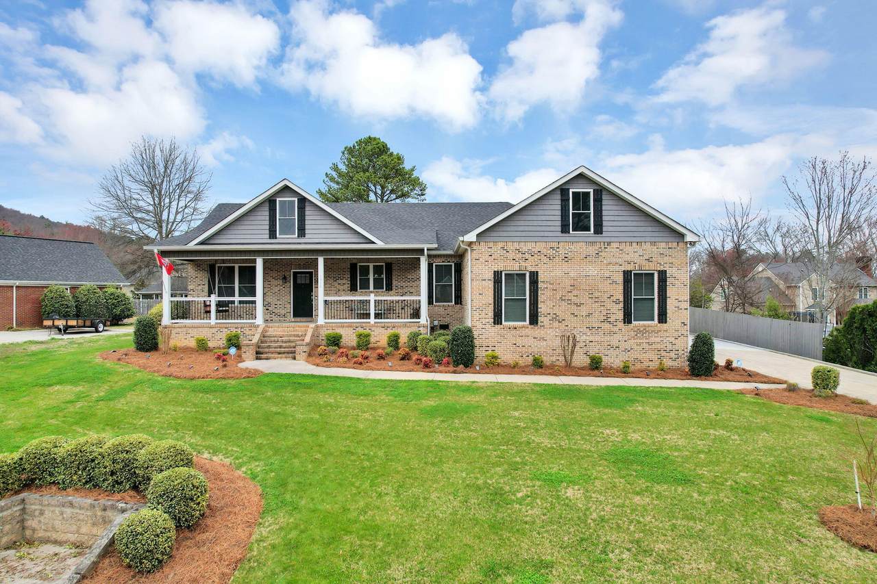 1918 Tara Place - Photo 1