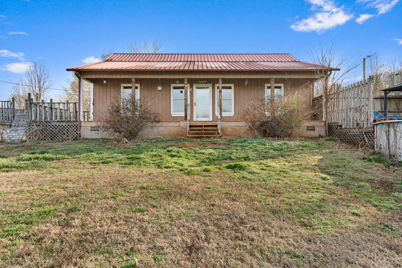 141 Rogers Lane - Photo 1