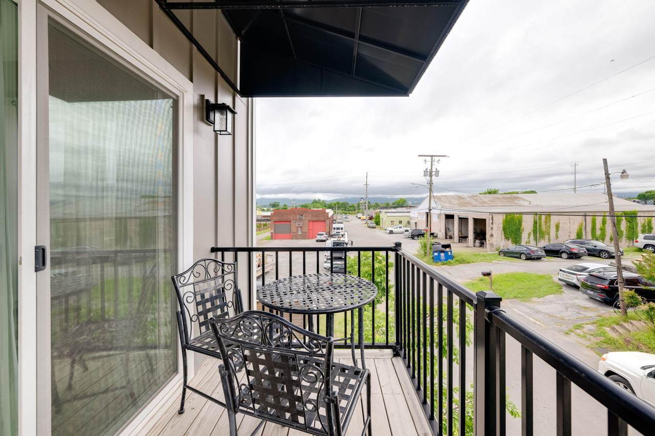 https://bt-photos.global.ssl.fastly.net/chattanooga/1280_boomver_1_1530370-2.jpg