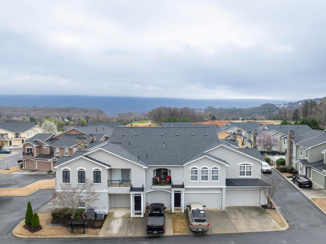 412 Renaissance Court - Photo 1