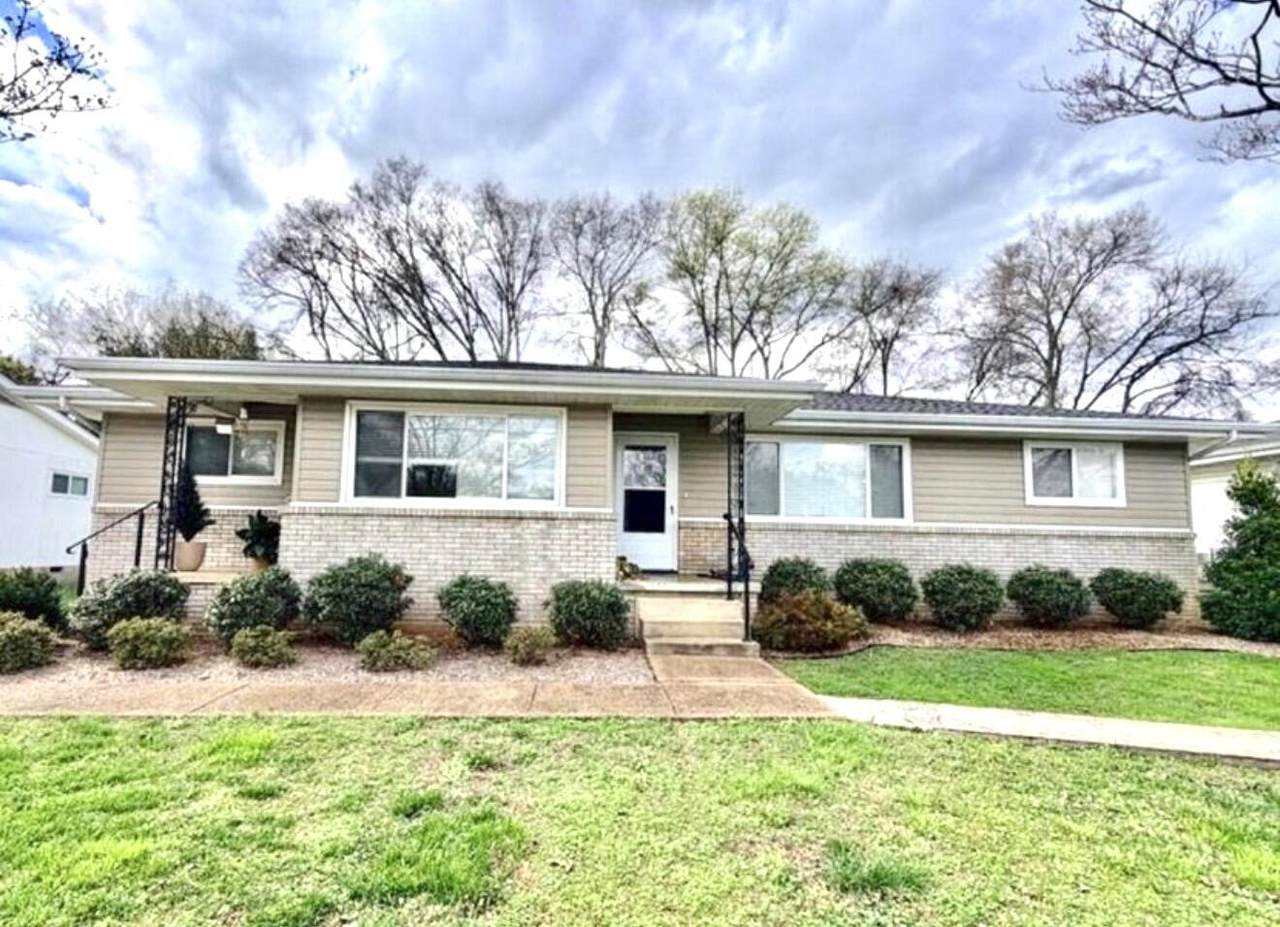 4705 Clover Lane - Photo 1