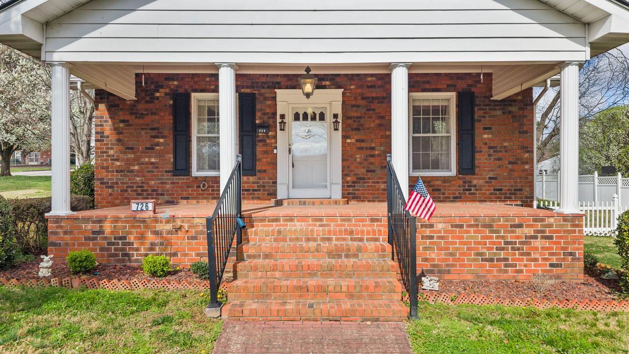 https://bt-photos.global.ssl.fastly.net/chattanooga/1280_boomver_1_1530479-2.jpg