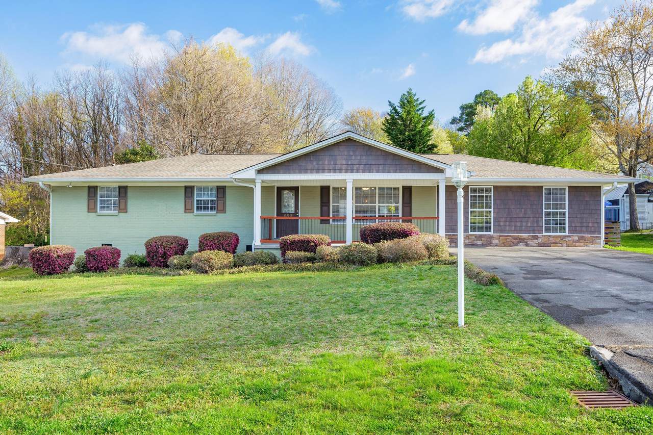 450 Ash Drive - Photo 1