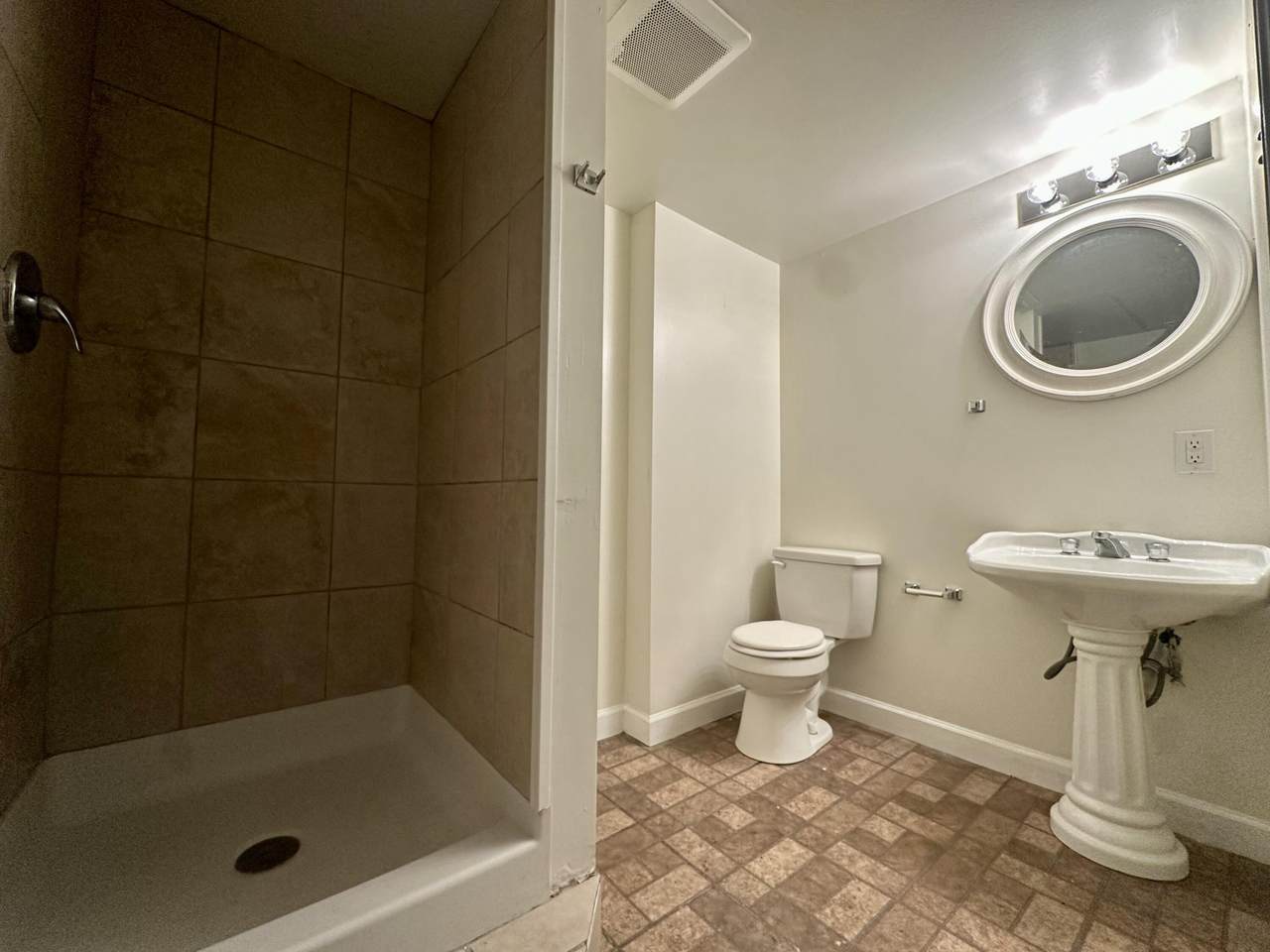 https://bt-photos.global.ssl.fastly.net/chattanooga/1280_boomver_1_1530738-2.jpg