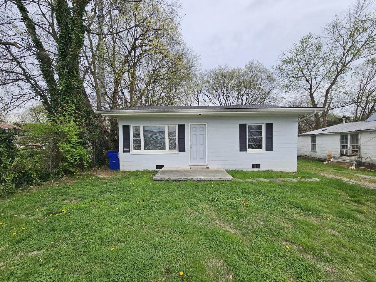 740 Railroad Street - Photo 1