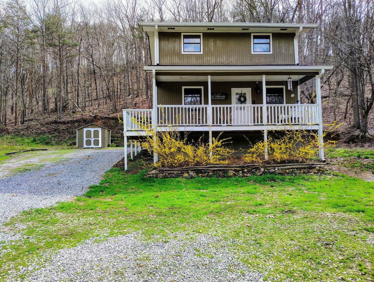 2403 Chamberlain Road - Photo 1